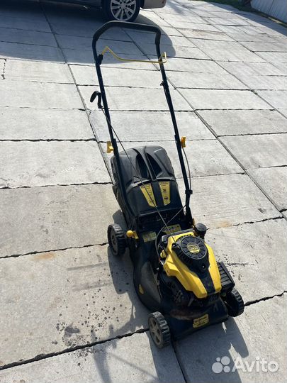 Газонокосилка бензиновая бу Champion