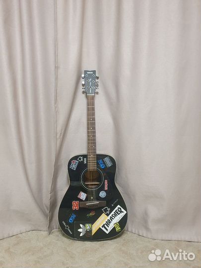 Акустическая гитара Yamaha