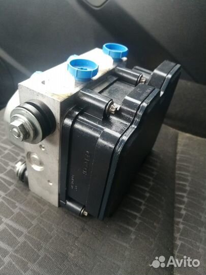 Блок abs Лада Веста Кросс 2020 (8450031667) Седан