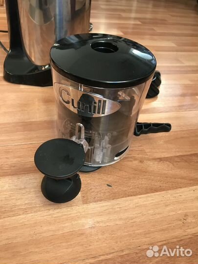 Жерновая кофемолка Cunill Brasil с счетчиком