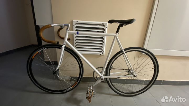 Шоссейный велосипед Фикс