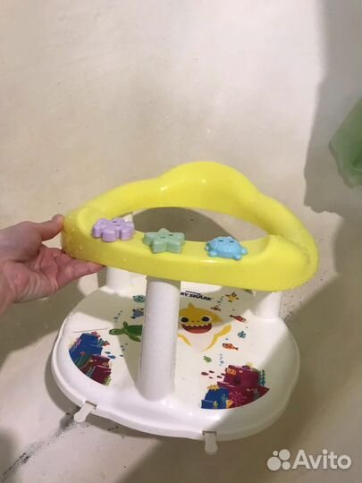 Детский стульчик для ванны с пресосками