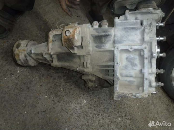 Коробка раздаточная Mitsubishi Pajero Sport 2 4D56