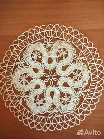 Старинные кружева