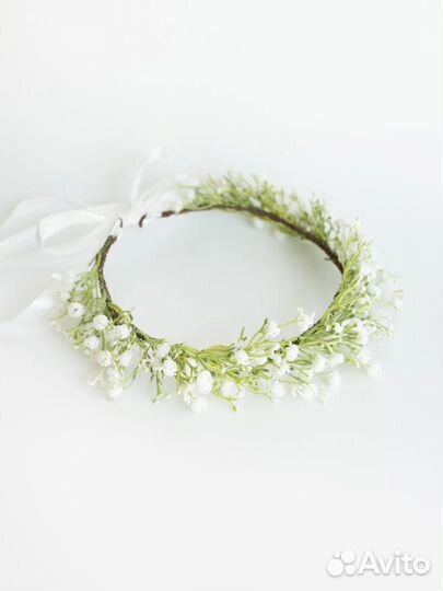 Свадебный венок с гипсофилой для невесты