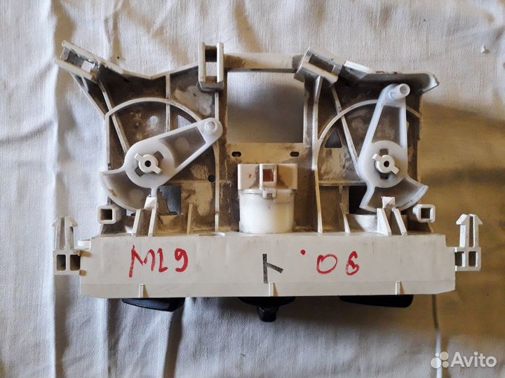 Блок управления отопителем Mitsubishi Lancer9