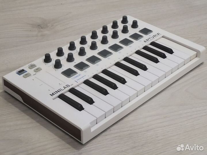 Arturia MiniLab mk2