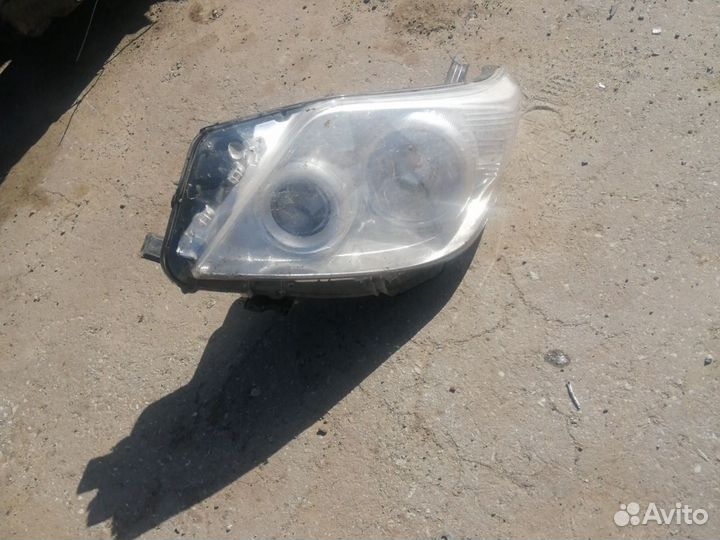 Фара передняя левая Toyota Land Cruiser Prado 150