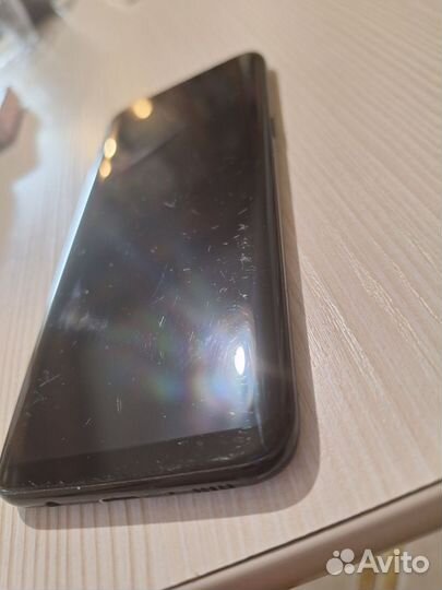 Samsung Galaxy S8, 4/64 ГБ