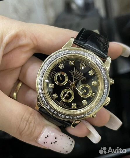 Золотые часы Rolex с бриллиантами