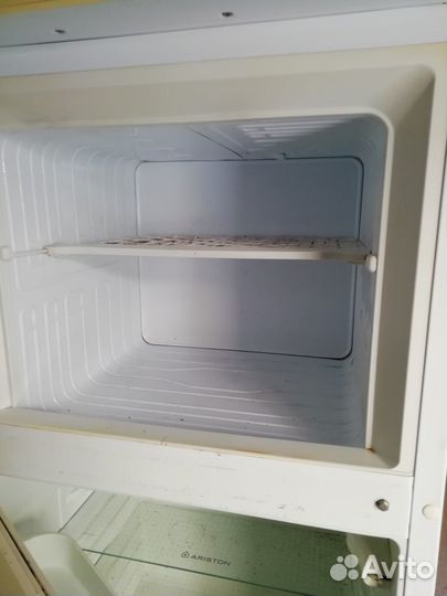 Продам холодильник бу