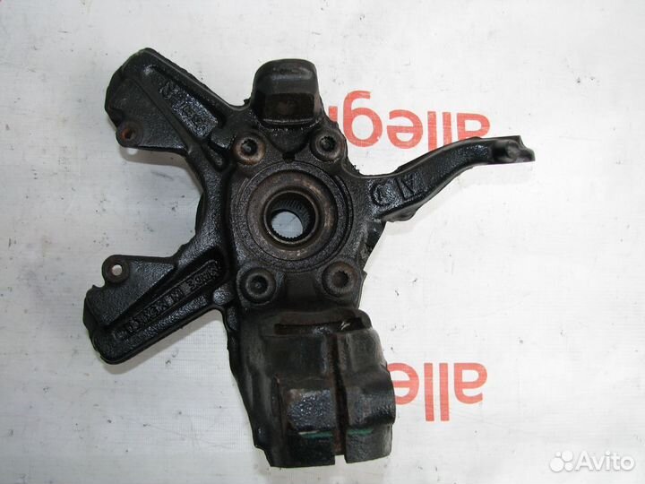 VW Golf V VI кулак поворотный левый передний