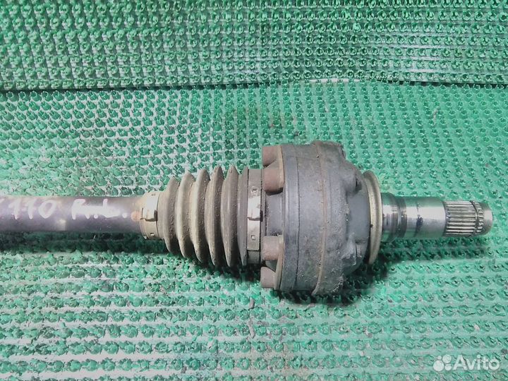 Привод toyota mark II JZX110 1JZ-FSE Задний Левый