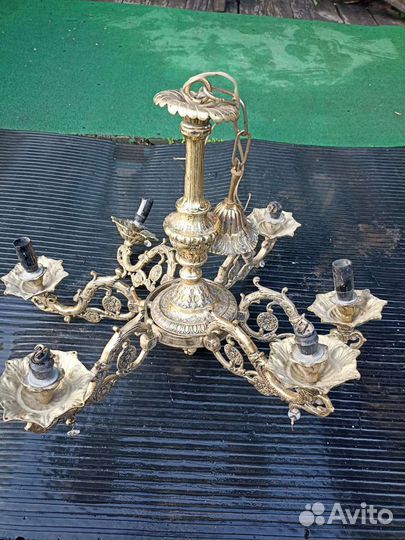 Люстра бронзовая большая.винтаж