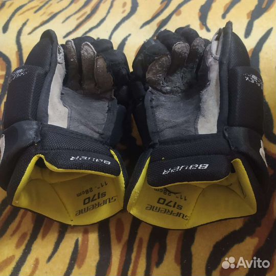 Краги хоккейные Bauer SupremeS17011