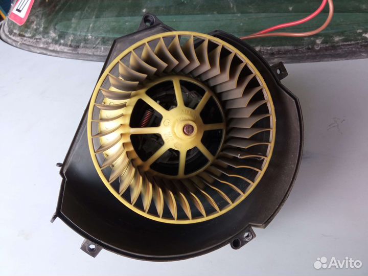 Моторчик печки на опель омега б