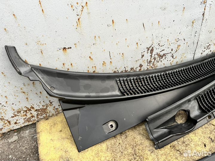 Жабо на Hyundai accent 2 тагаз