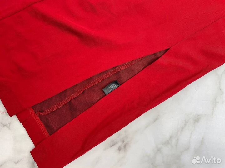 Платье женское 40 XS красное с разрезом