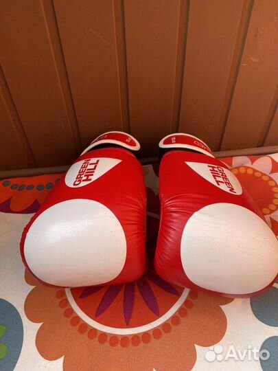 Боксерские перчатки 10 oz green hill