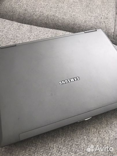 Samsung ноутбук