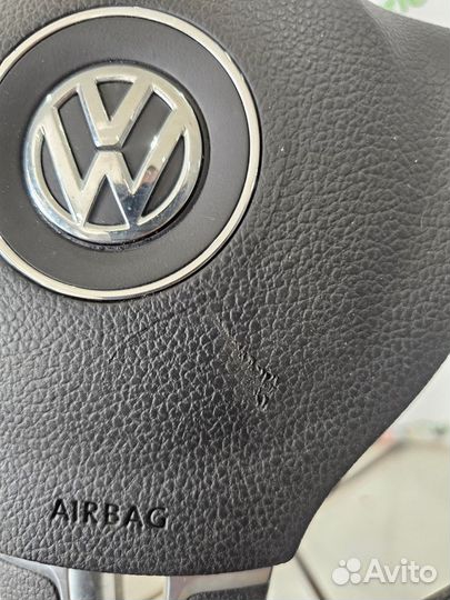 Рулевое колесо Volkswagen Passat B6, B7, CC Tiguan