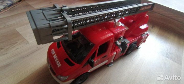 Пожарная машина bruder
