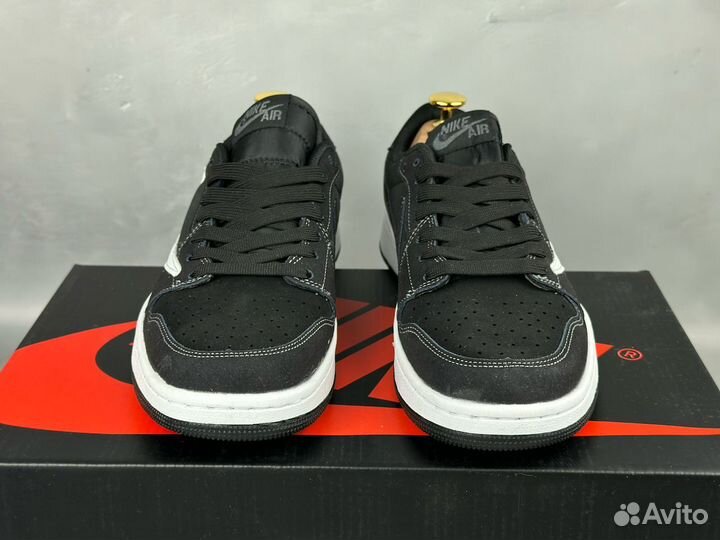 Мужские кроссовки Nike Jordan Low чёрные