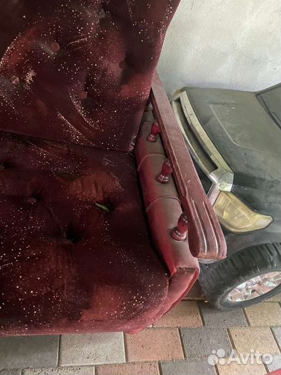 Диван и 2 кресла