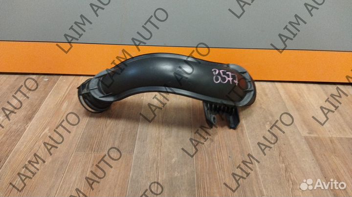 Патрубок воздушный Volvo