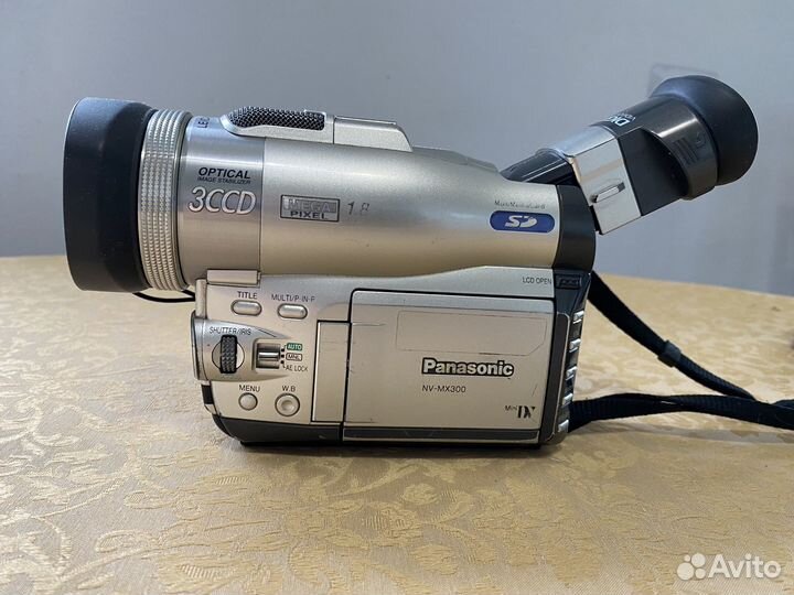 Цифровая видеокамера Panasonic