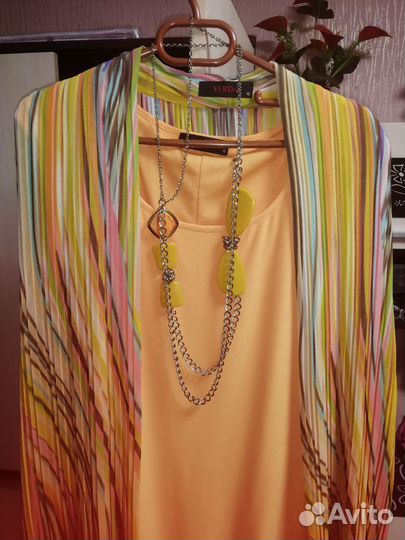 Платье вечернее