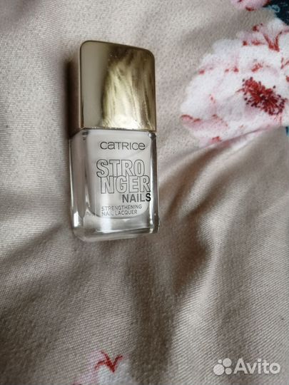 Лак для ногтей catrice