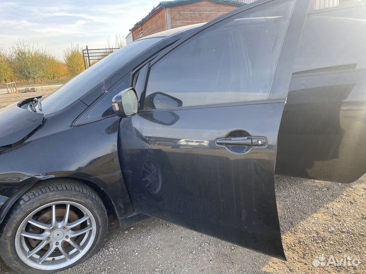 Авторазбррка Mitsubishi grandis 2.4 двс 4g69 AT