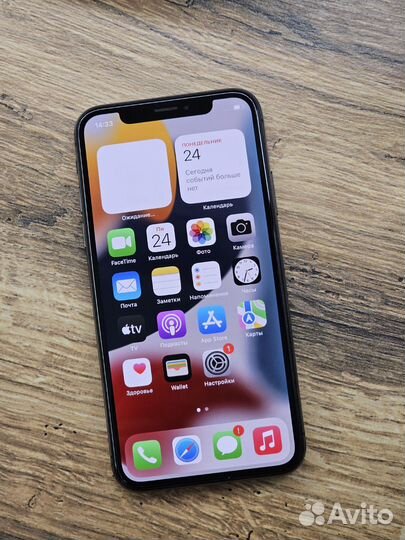 iPhone X, 64 ГБ
