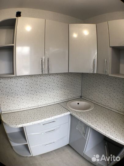 Кухня мдф в Хрущевку 1,6х1,55 метра за 7 дней