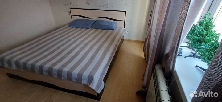 Кровать двухспальная 160 200 бу с матрасом