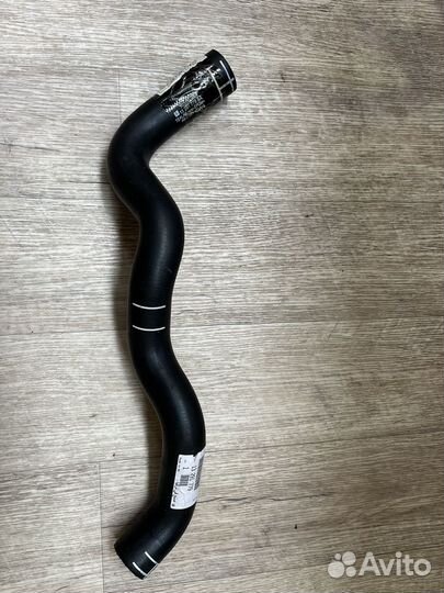 Патрубки радиатора впускной и выпускной GM