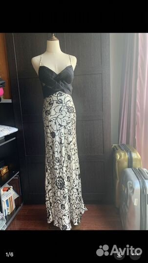 Вечернее шелковое платье