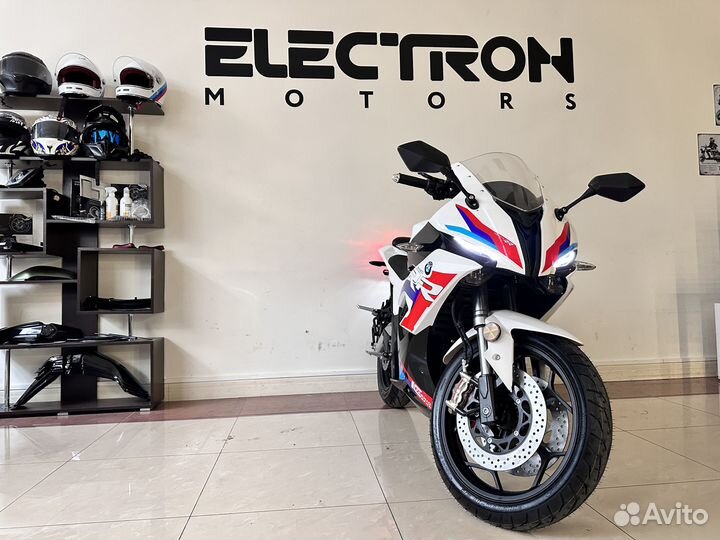 Электромотоцикл BMW RR