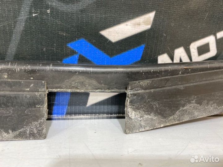 Воздуховод радиатора Audi A4 B6 ASN 2004