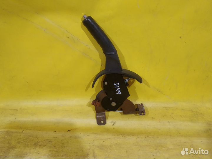 Рычаг стояночного тормоза Toyota Camry V40 тойота