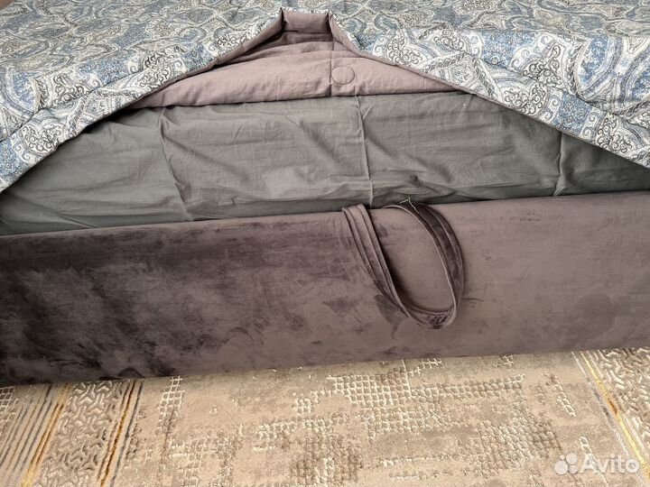 Кровать двухспальная 160 200 с матрасом