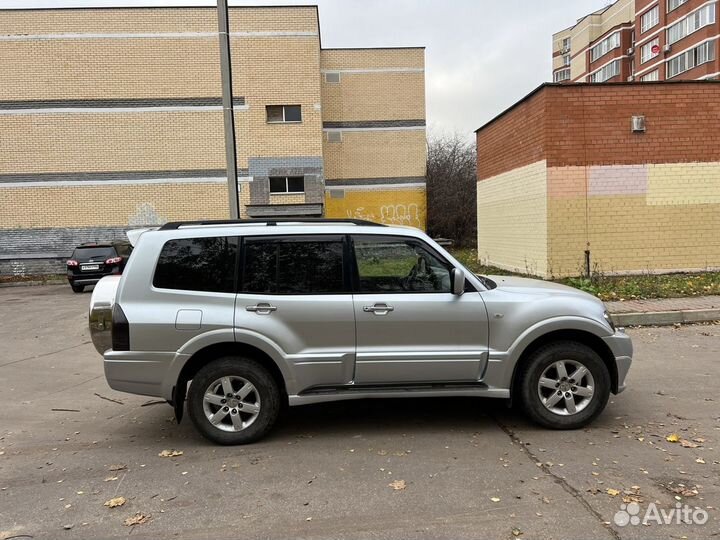 Mitsubishi Pajero 3.5 AT, 2006, 230 000 км