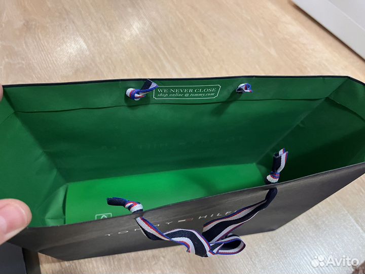 Пакеты коробки Lacoste, Tommy Hilfinger