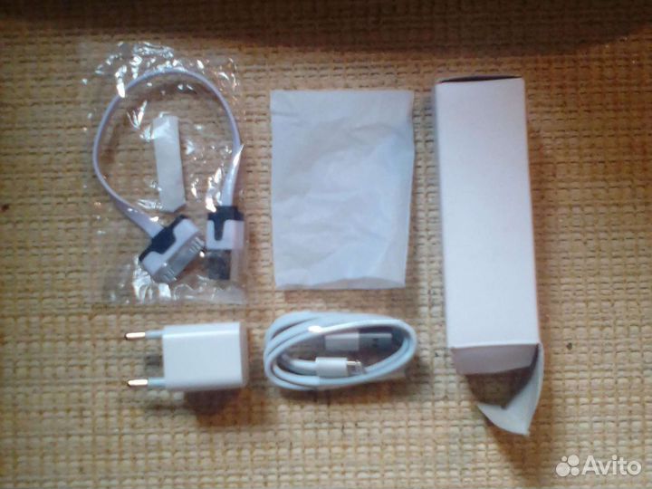 Зарядное устройство для iPad и iPhone