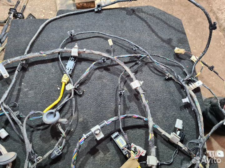 Проводка салона Mitsubishi Lancer 9 4G18 2005