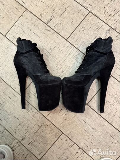 Стрипы тройки 37