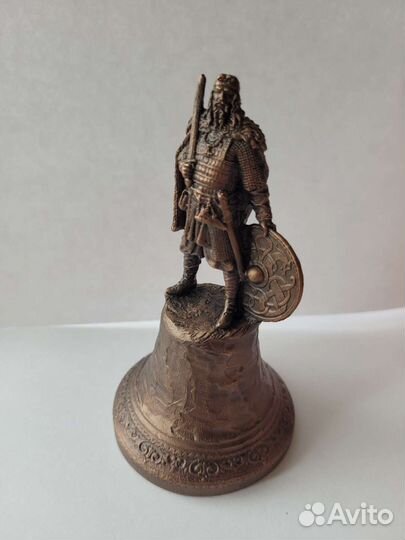 Колокольчик бронзовый Рыцарь