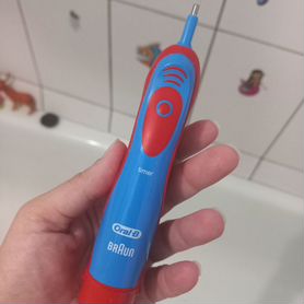 Зубная щетка oral b детская 3+