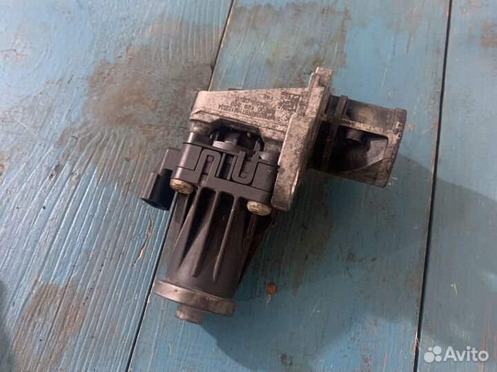 Клапан рециркуляции выхлопных газов EGR scenic 3